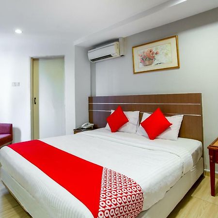 Oyo 106 Beach Hotel Szingapúr Kültér fotó